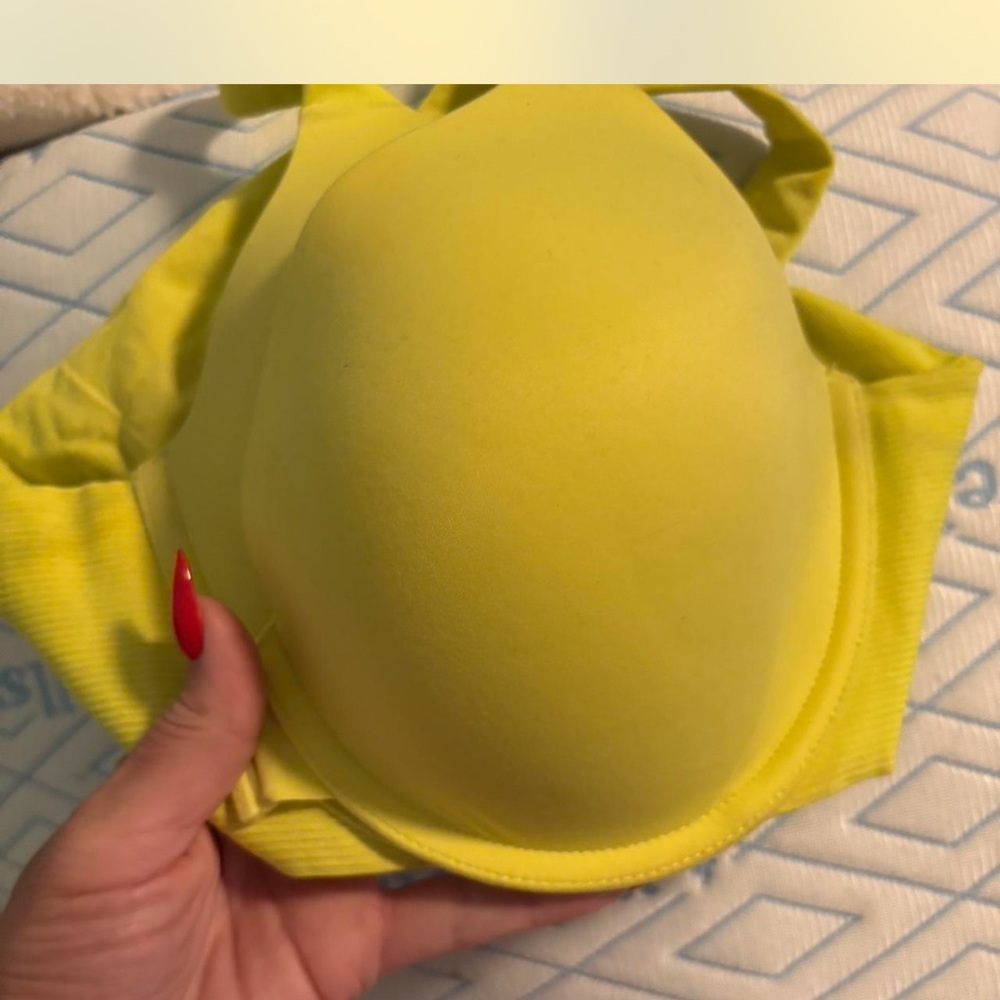 SPANX Sunny Yellow T-Shirt Bra with Molded Cups bra-llelujah Rare color - Picture 4 of 4